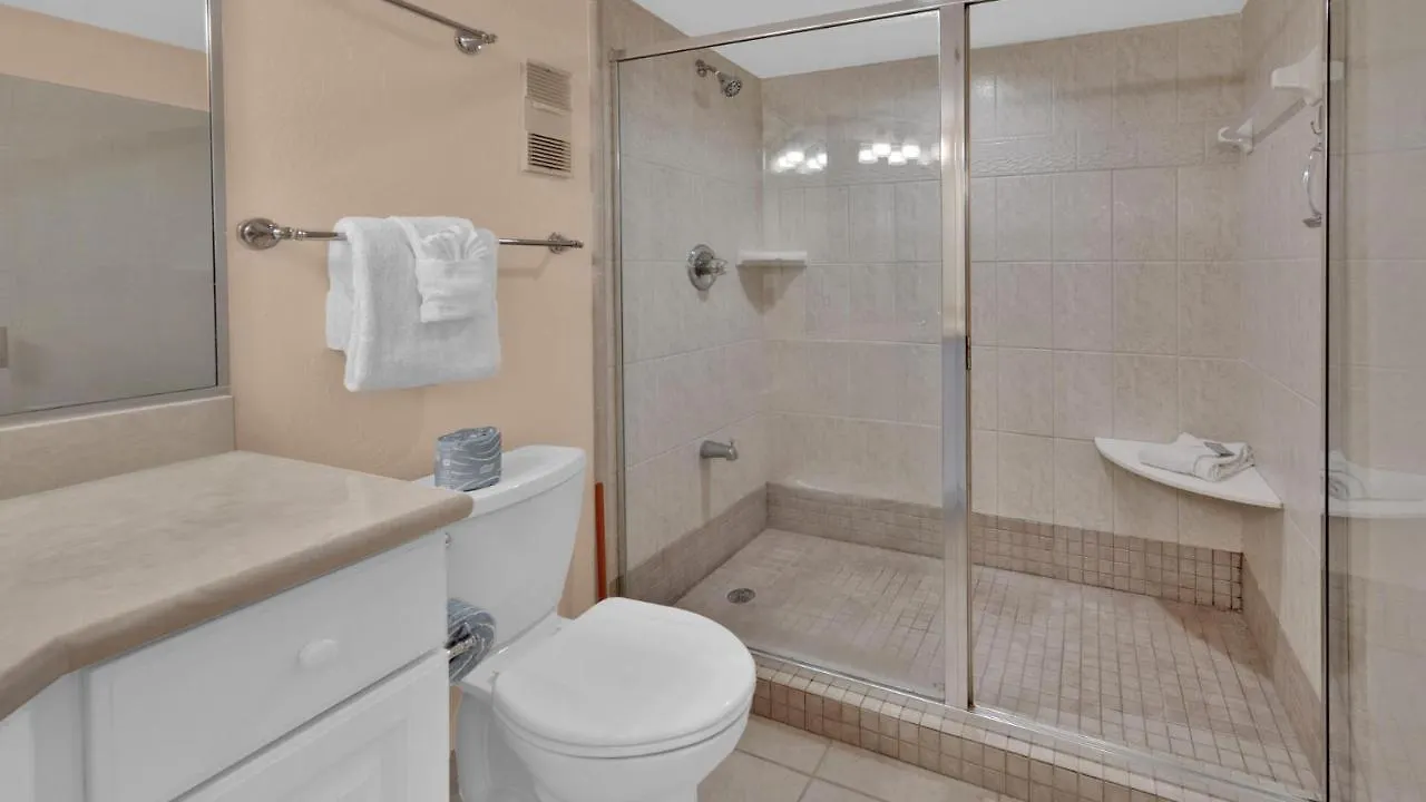 Inlet Reef 215 - Spacious With Complimentary Seasonal Service And Great Water Views Holiday home *