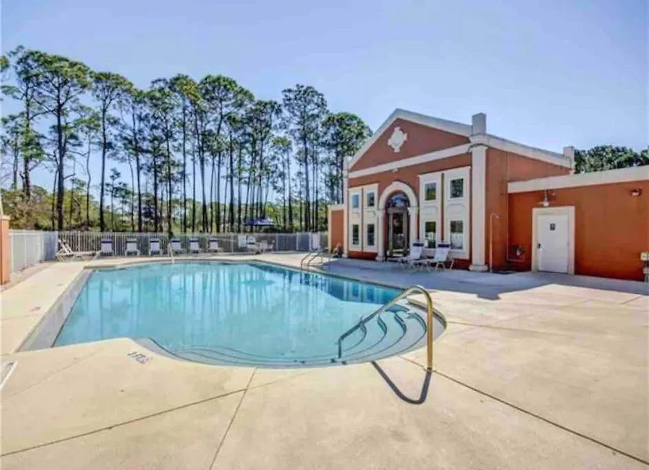 Spacious 4br With Golf Cart & Pool Access Destin