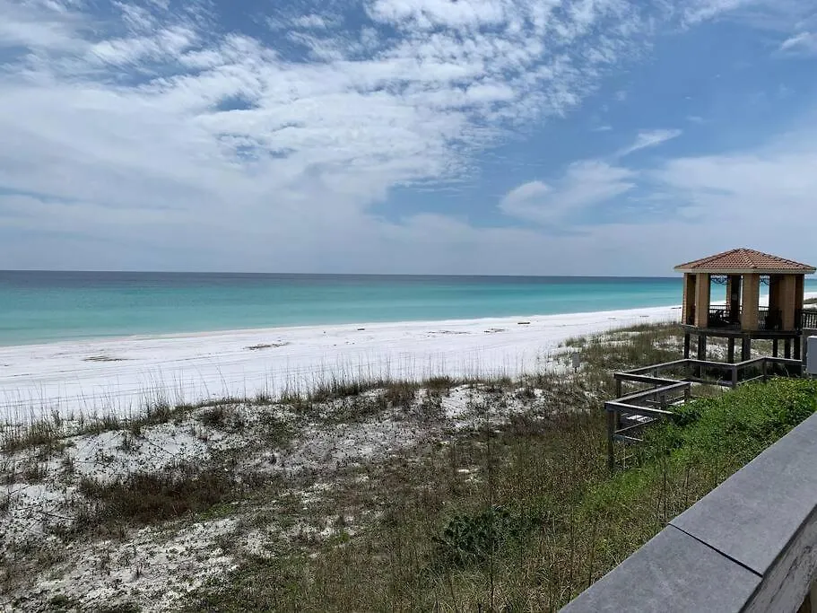 Holiday home Spacious 4br With Golf Cart & Pool Access Destin