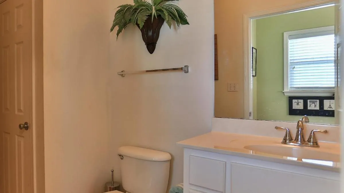 Сasa de vacaciones Aventon - Is A 3 Bedroom That Is An Easy Walk To The With Communal Pool *