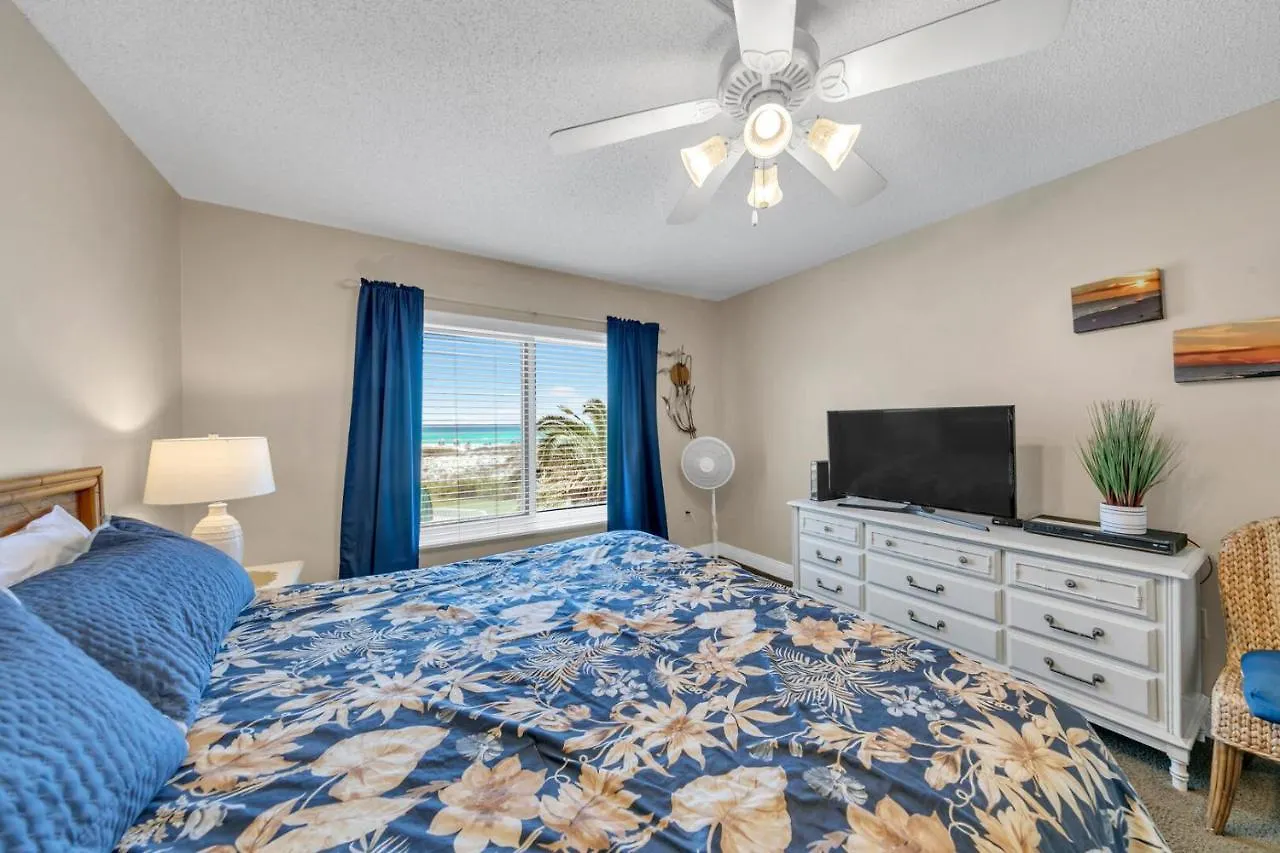 On The Gulf 205 - Updated Gulf Front With Free Service * Destin