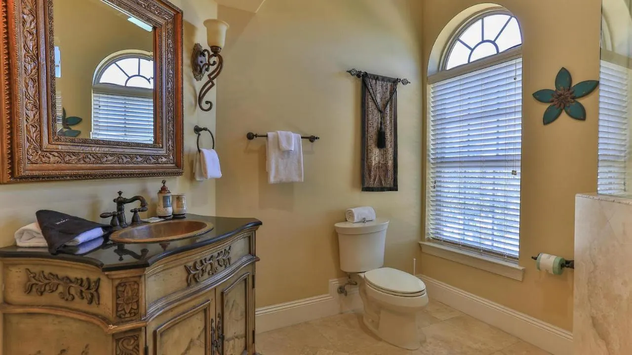 Holiday home Tuscany - Easy Beach Access Large Community Pool And Hot Tub Small Dogs Welcome With Pet Fee Destin