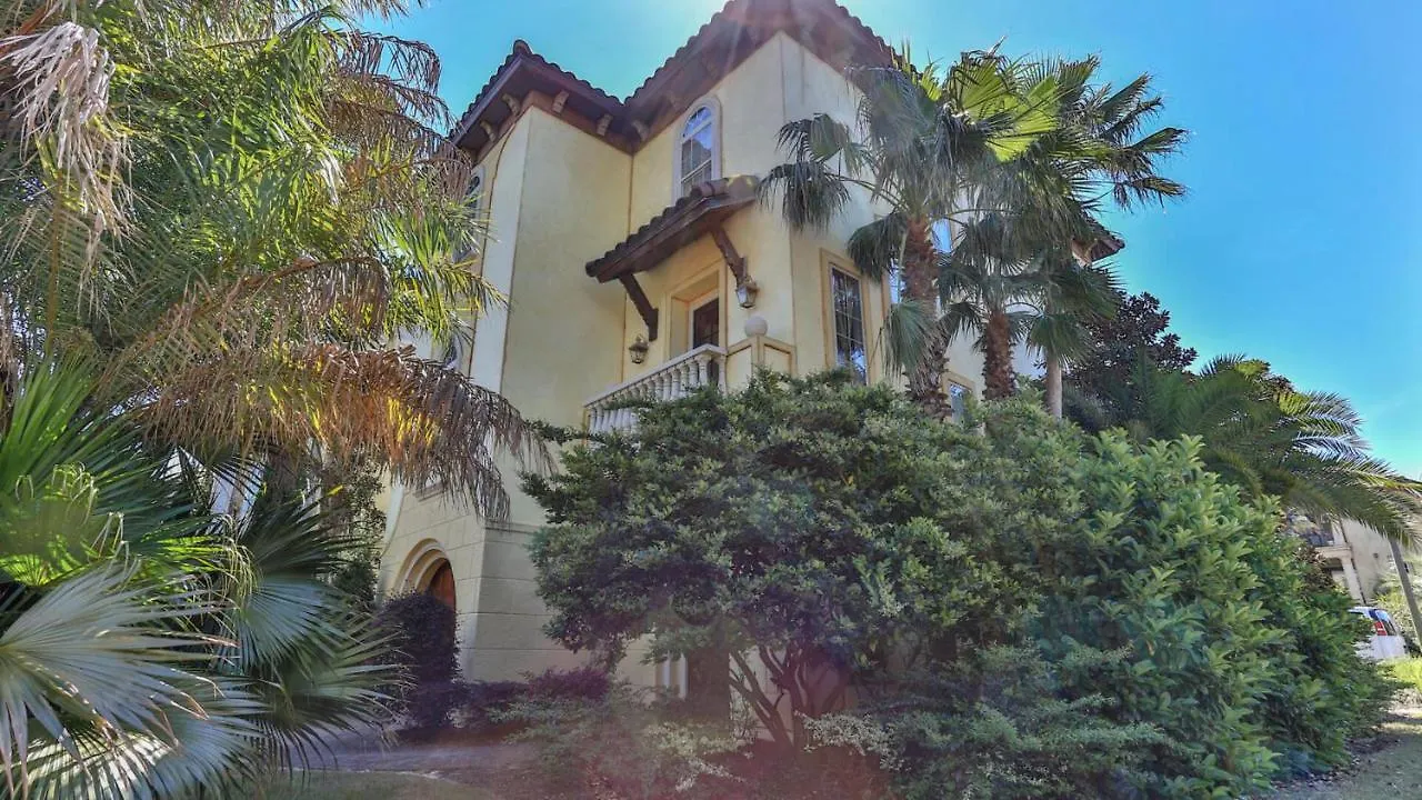 Tuscany - Easy Beach Access Large Community Pool And Hot Tub Small Dogs Welcome With Pet Fee Destin