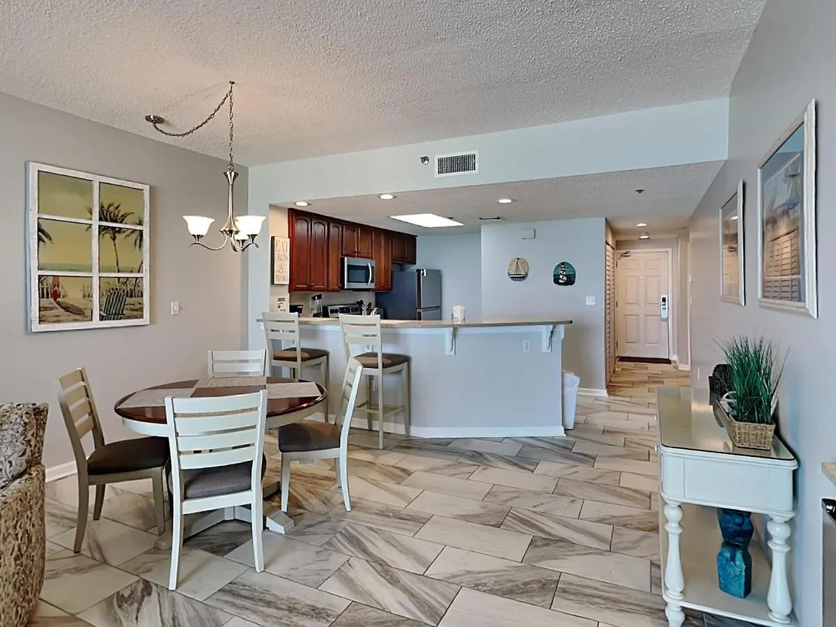 Apartment Sterling Sands #302 *