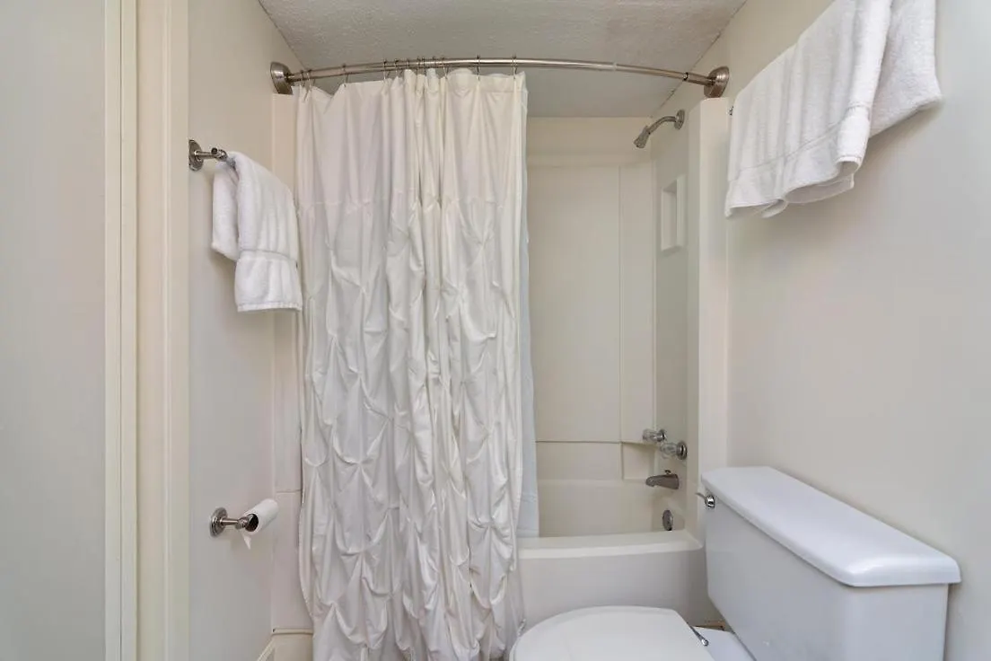1045 Shoreline Towers-beachfront Destin- Free Setup Holiday home Destin