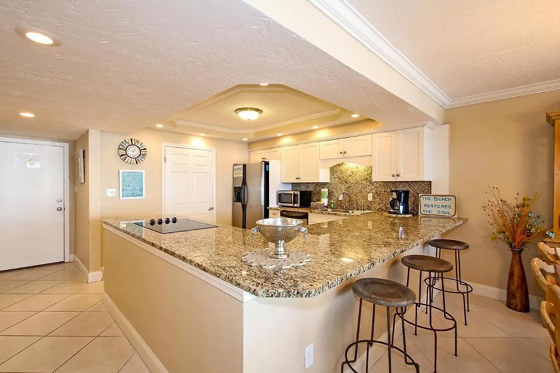2063 Shoreline Towers - Beachfront Vacation