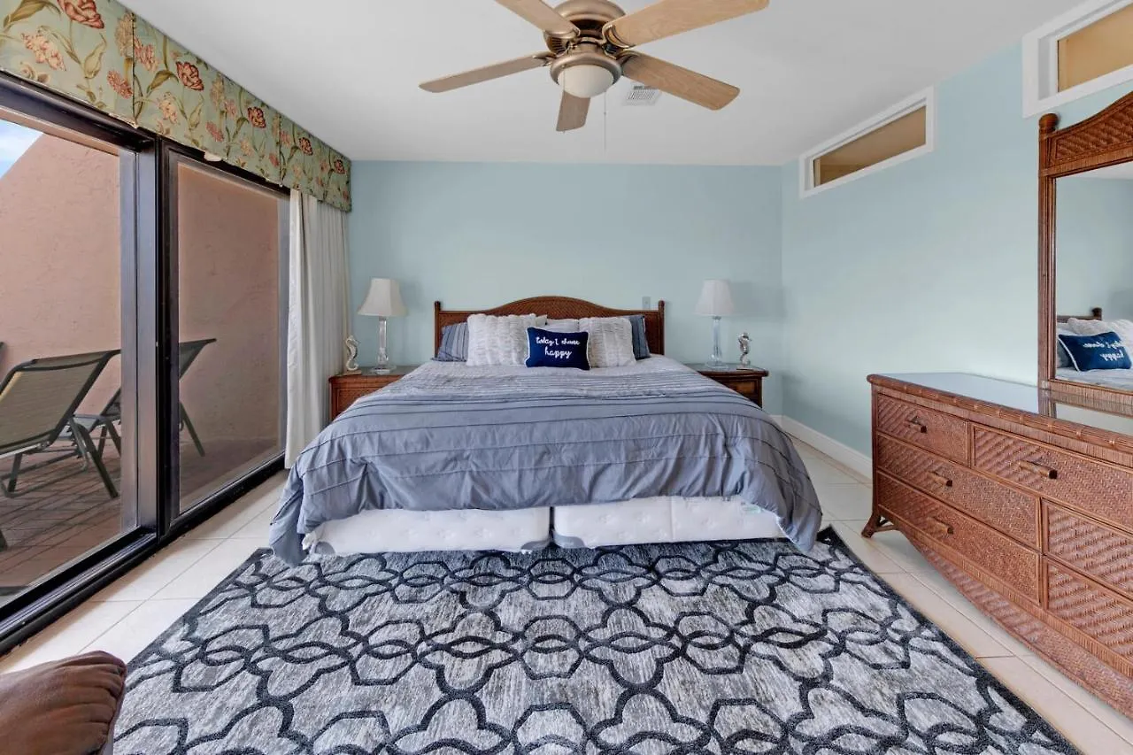 Holiday home Aegean 120 - Front 2 Bedroom Destin