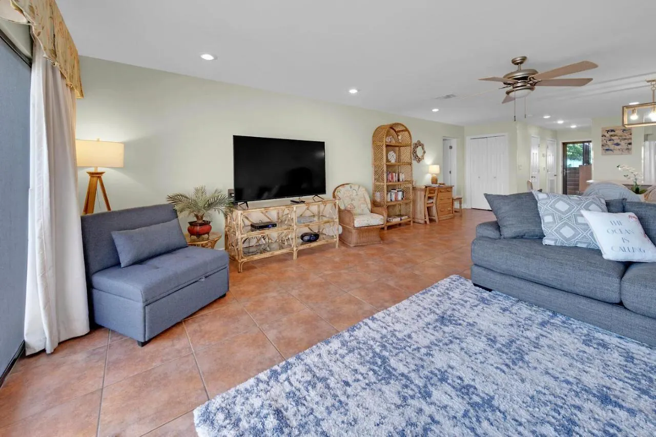 Holiday home Aegean 120 - Front 2 Bedroom Destin