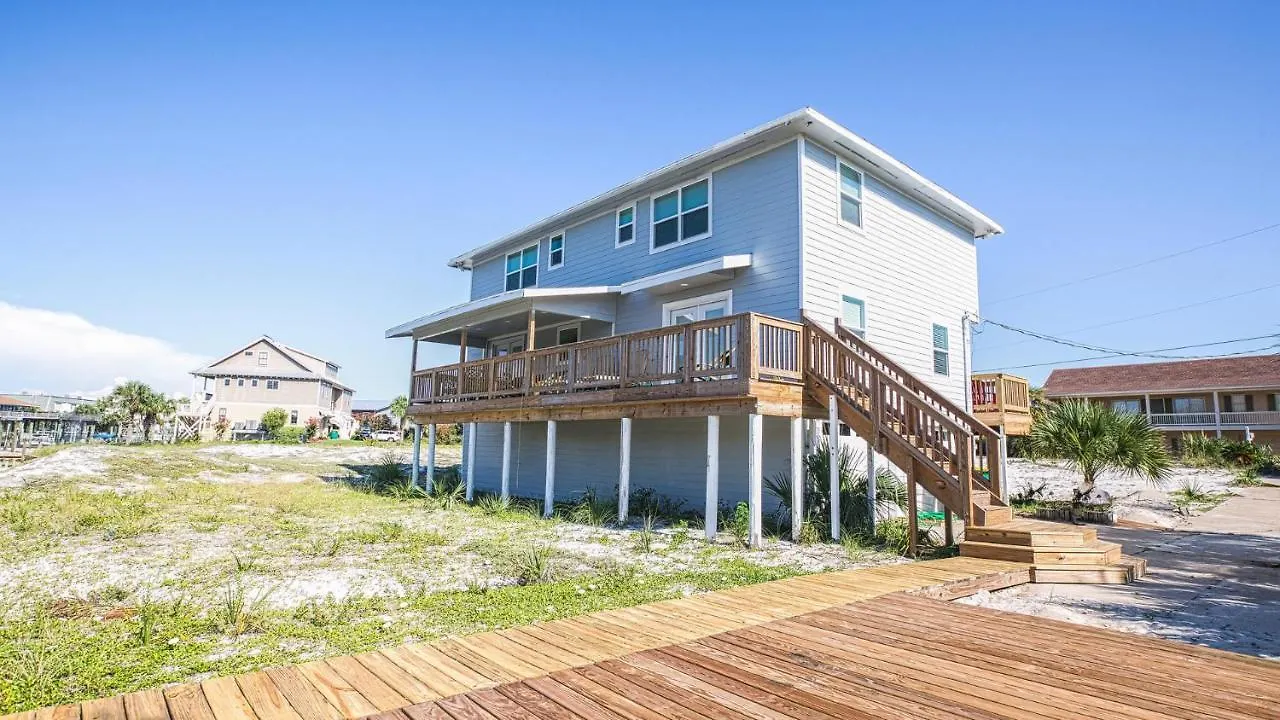 The Back Porch - Is A Relaxing 4 Bedroom 3 Bathroom House On Isle Holiday home Destin