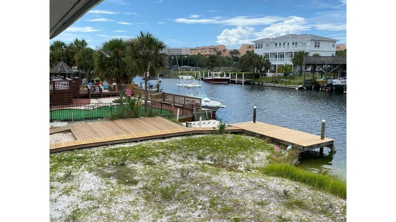 Holiday home The Back Porch - Is A Relaxing 4 Bedroom 3 Bathroom House On Isle Destin