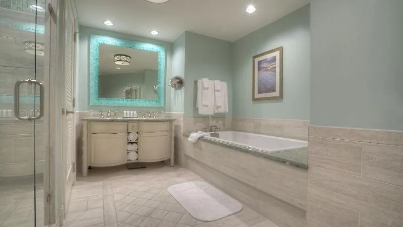 Resort The Henderson, A Salamander & Destin