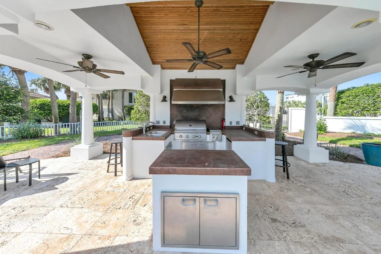 Aqua Bella - Boater's Delight On Isle Destin