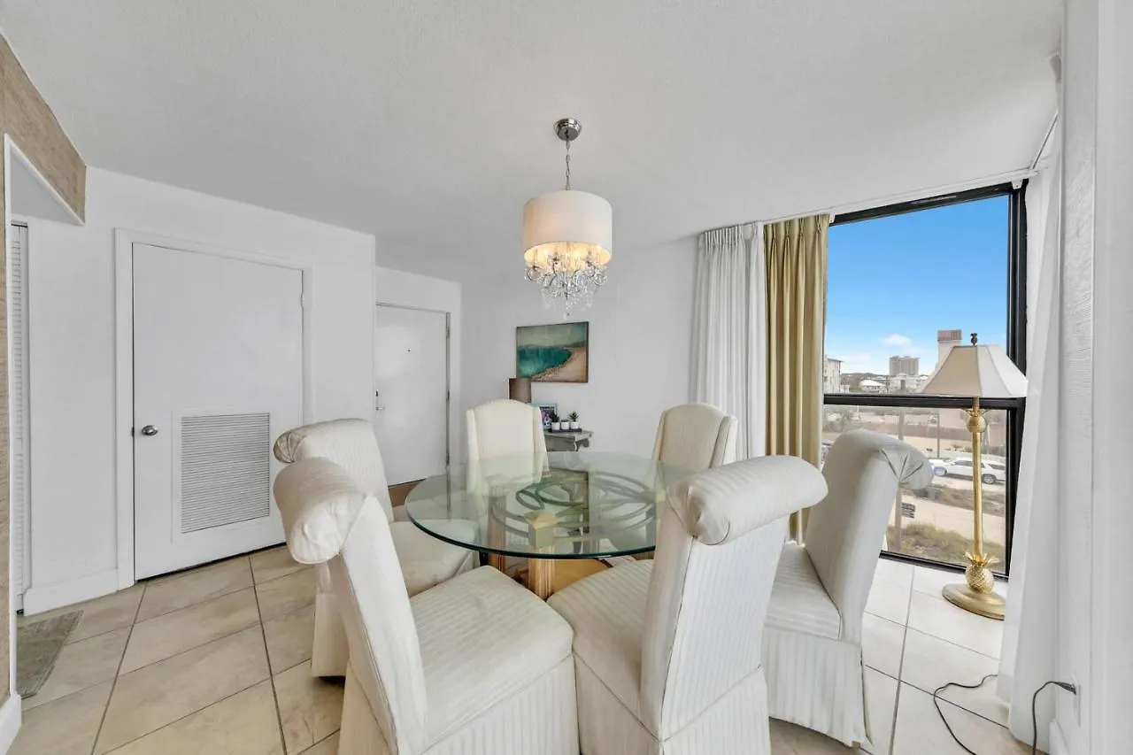 Mainsail 131 - Beachfront 2br With Free Seasonal Service *