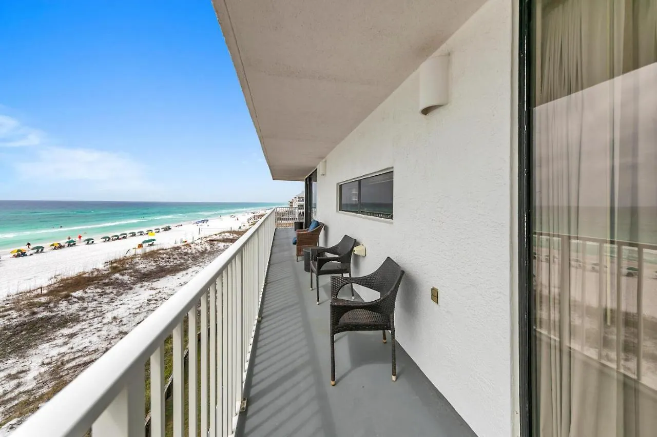 Mainsail 131 - Beachfront 2br With Free Seasonal Service * Destin