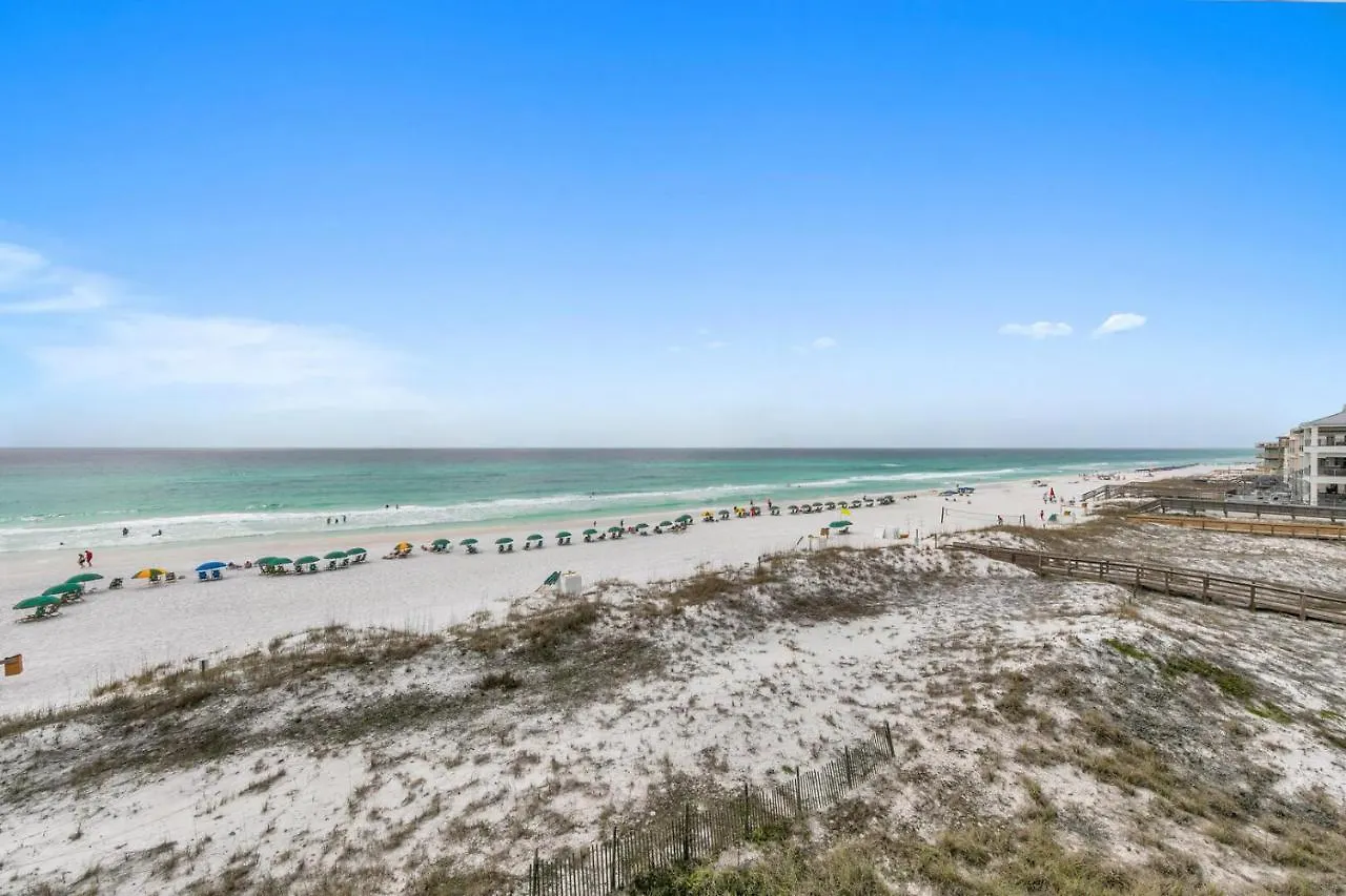 Mainsail 131 - Beachfront 2br With Free Seasonal Service Vakantiehuis Destin