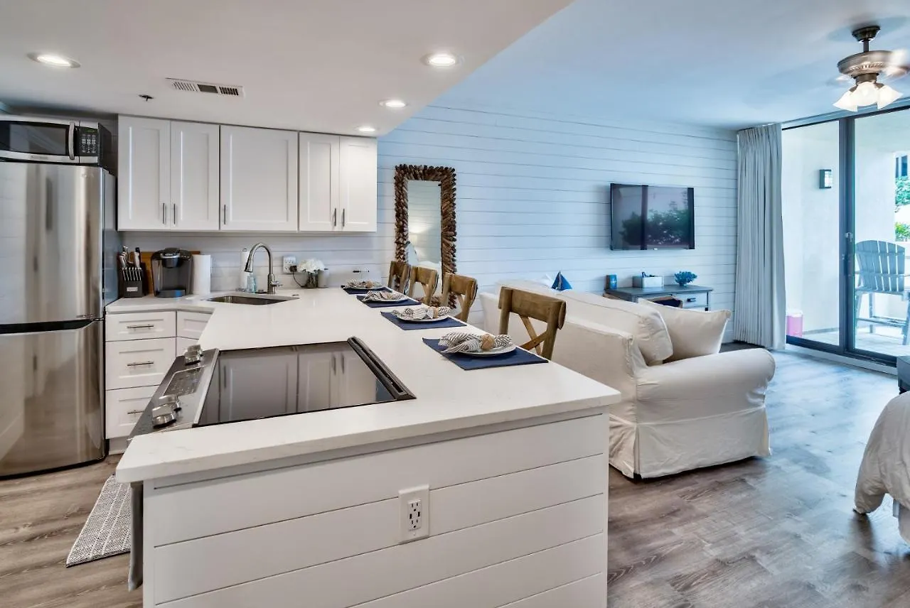 Apartment East Pass Towers 111 - Fabulous On Isle