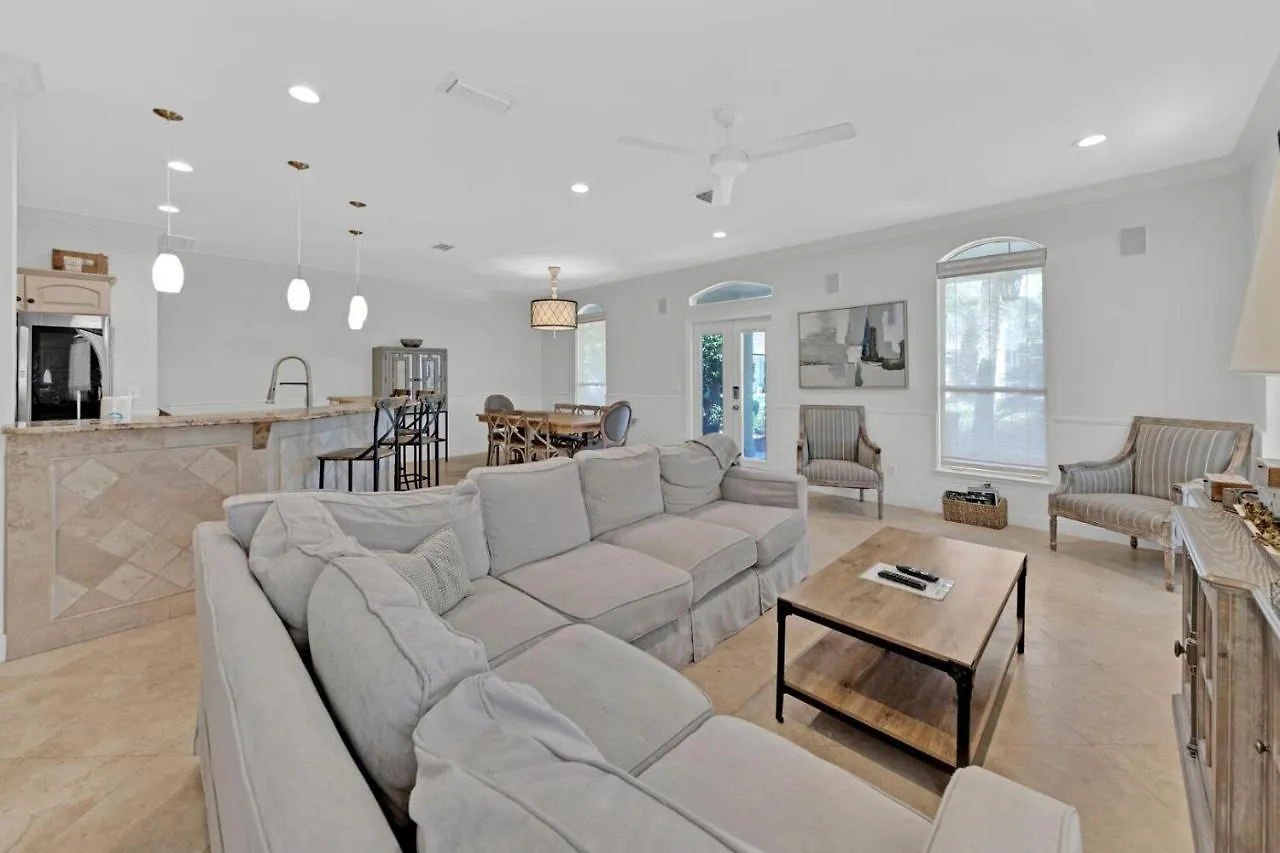 Palmetto Palms - 4br In Emerald Shores Holiday home *