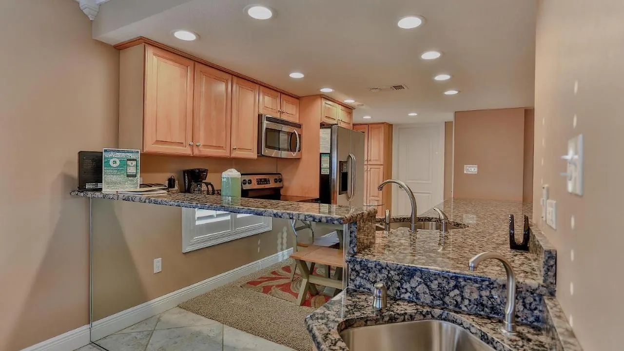 Towers 93 - Front 9th Floor 2br Holiday home Destin