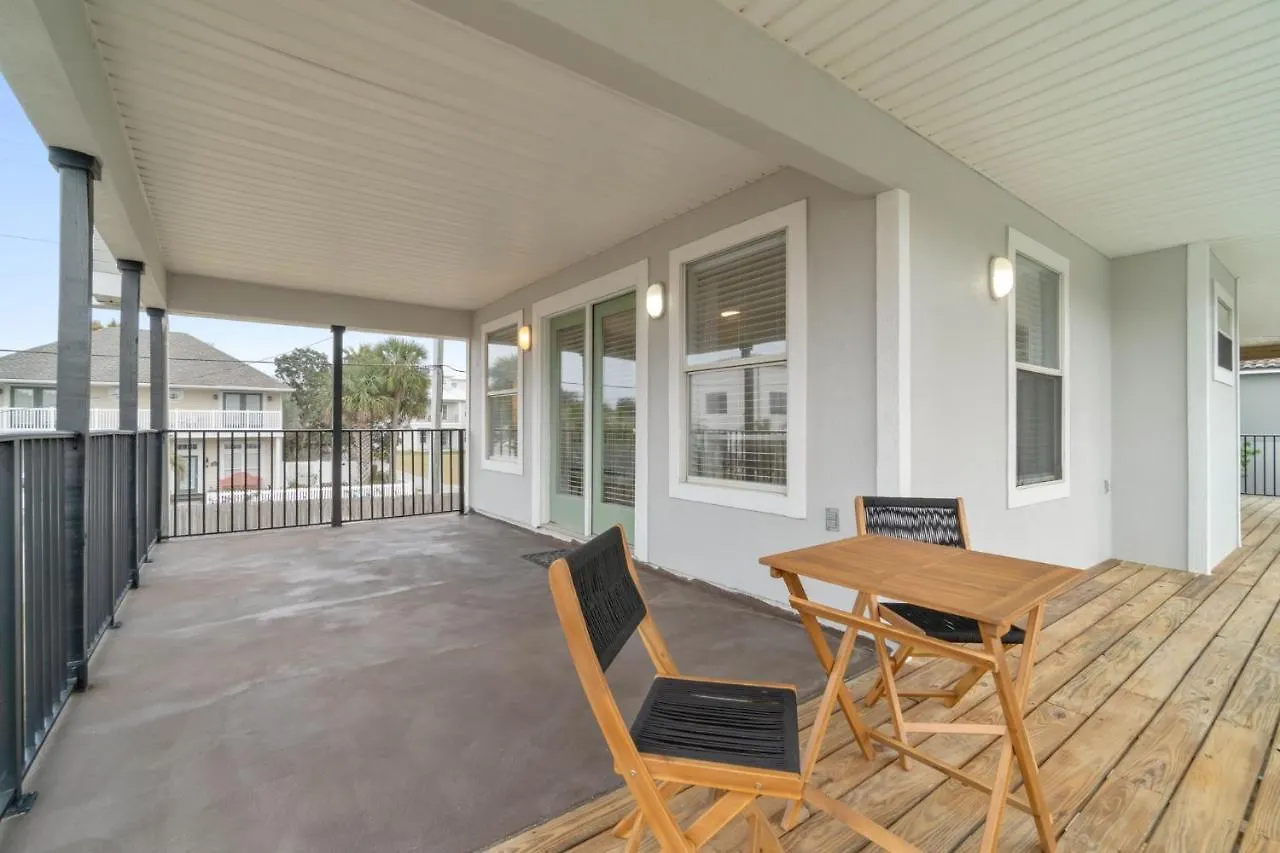 Holiday home Serenity Coastal Comfort Redefined