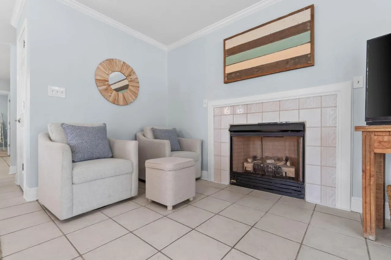 Serenity Coastal Comfort Redefined Holiday home Destin