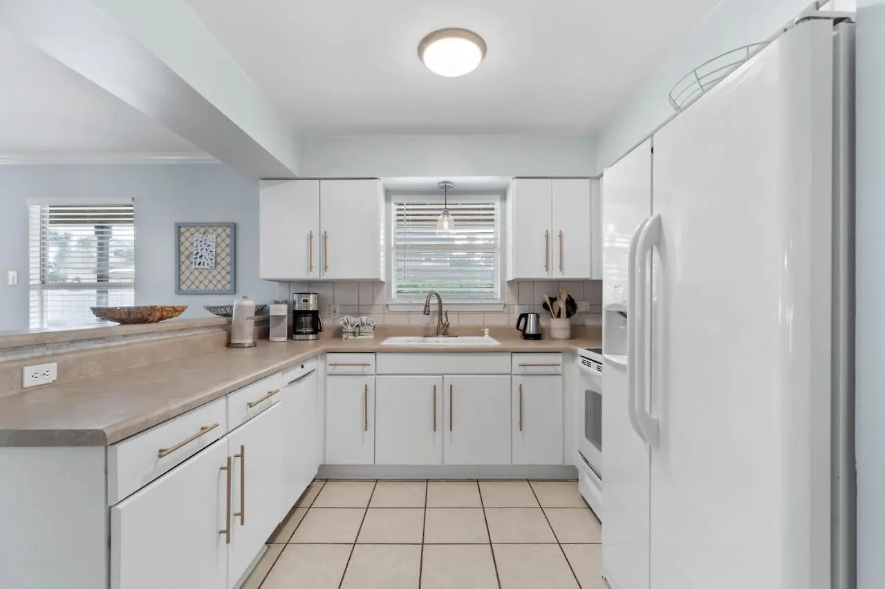 Serenity Coastal Comfort Redefined Holiday home *