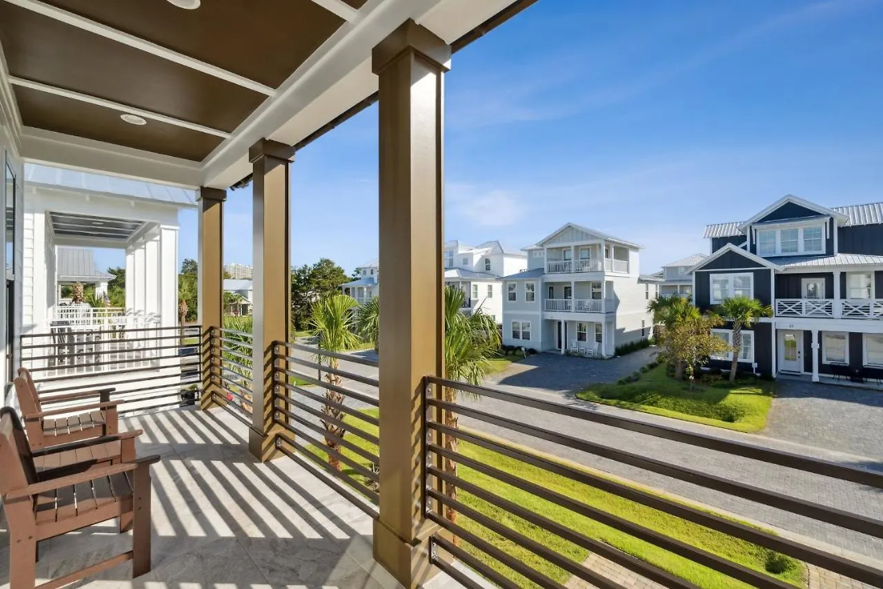 A Little Nauti With Pool And Golf Cart Holiday home Destin