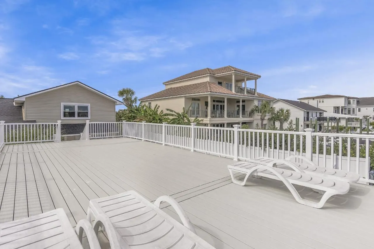 Boaters Dream House On Isle Holiday home Destin
