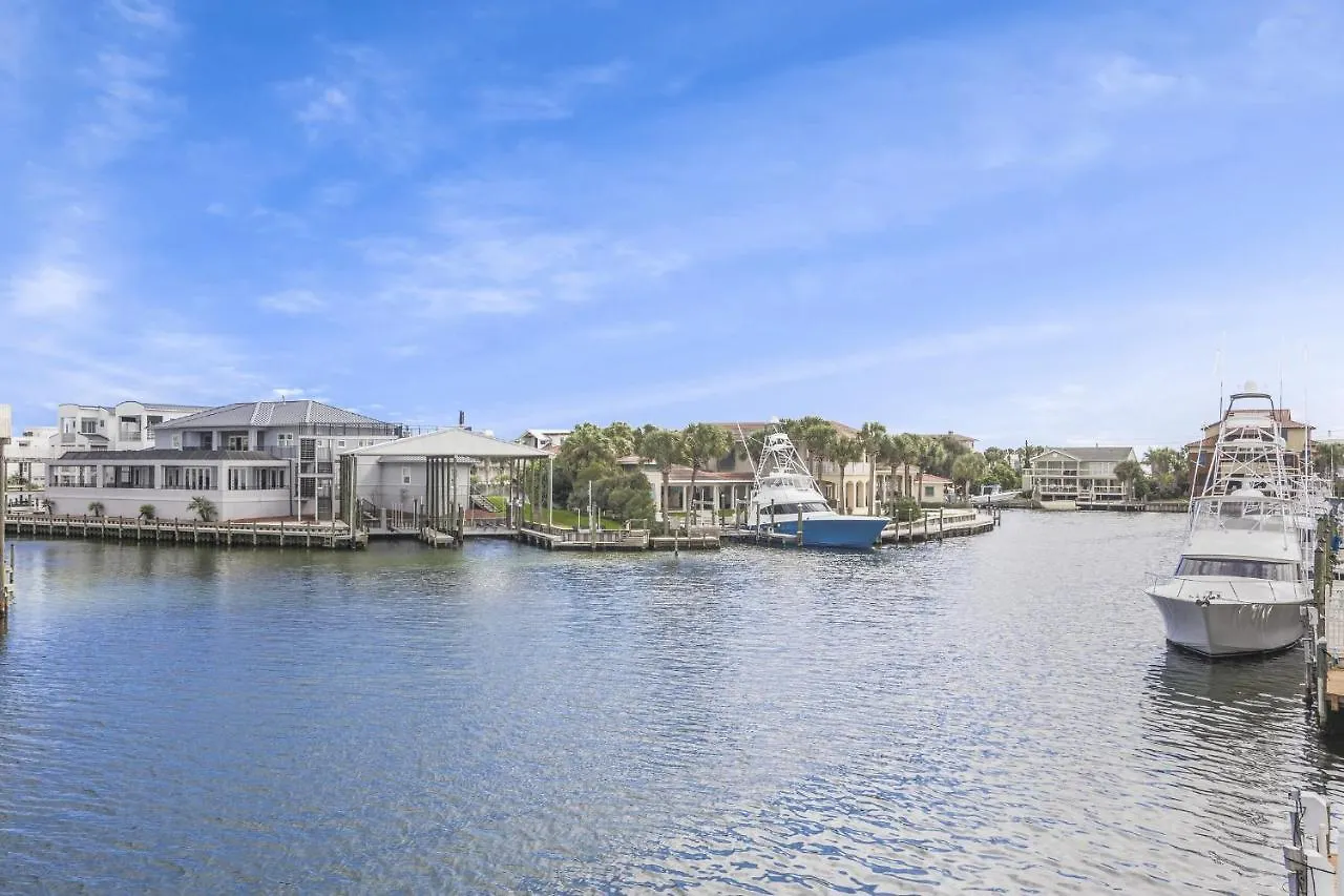Boaters Dream House On Isle Destin