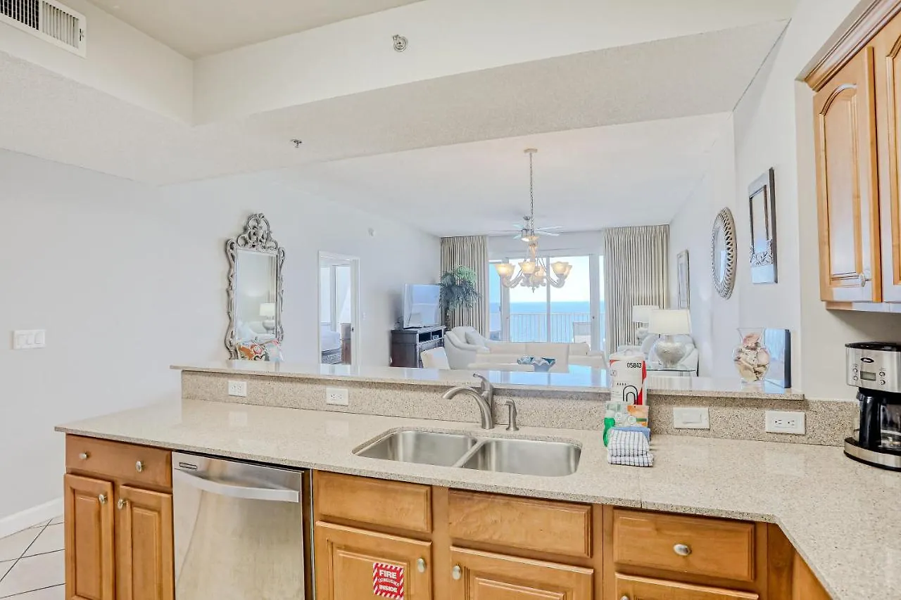 Apartment Tops'l Tides 1302