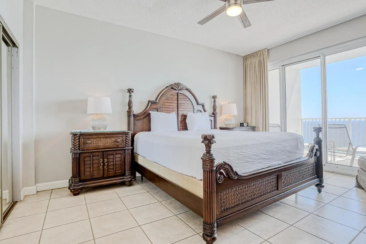 Apartment Tops'l Tides 1302