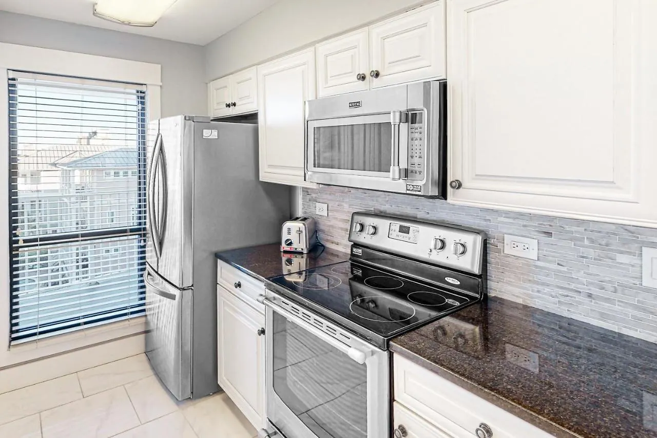 Mainsail 144 Apartment
