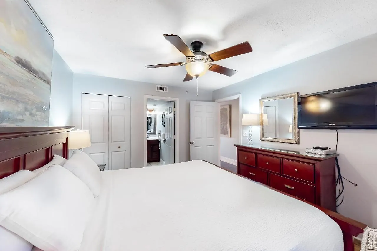 Pelican 305 Apartment *