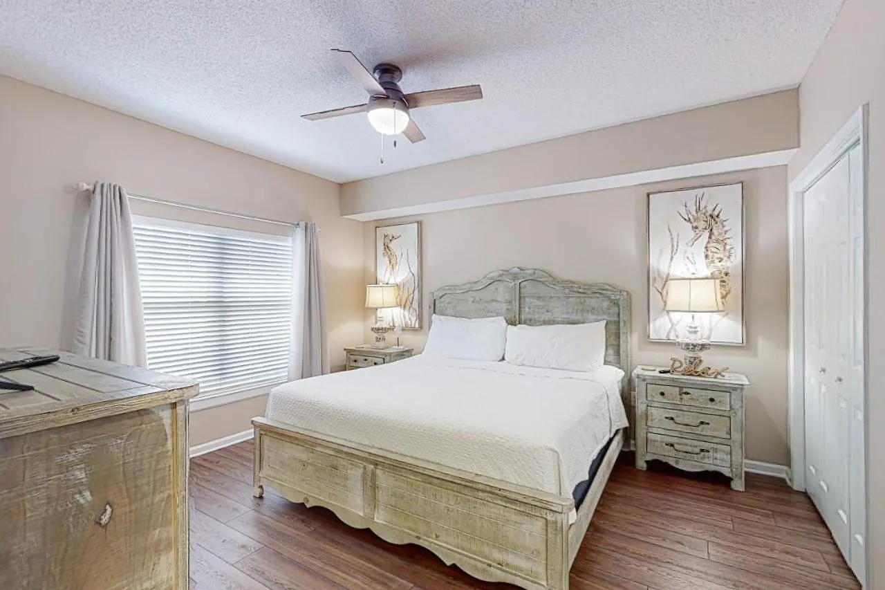 Majestic Sun A1103 Apartment *