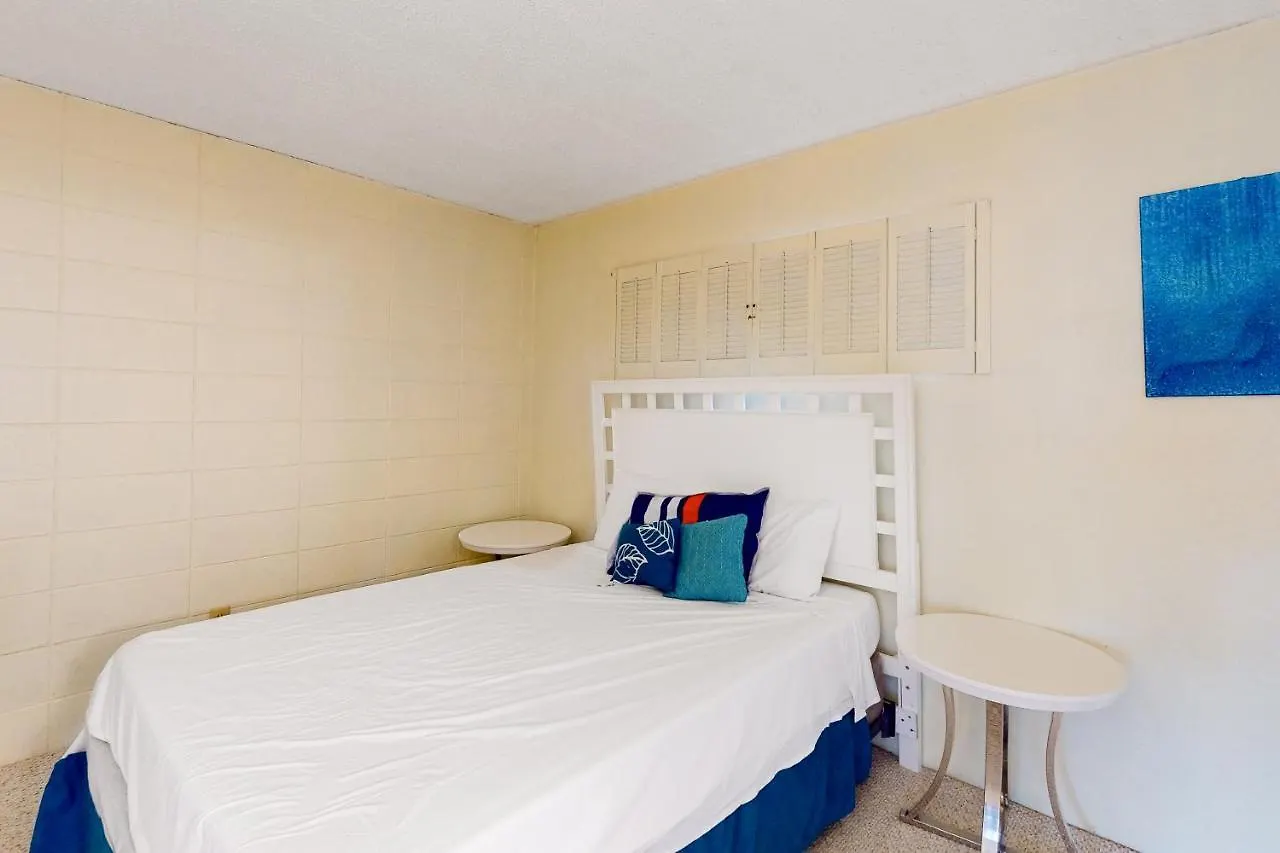 Gulf Terrace 126 Apartment *