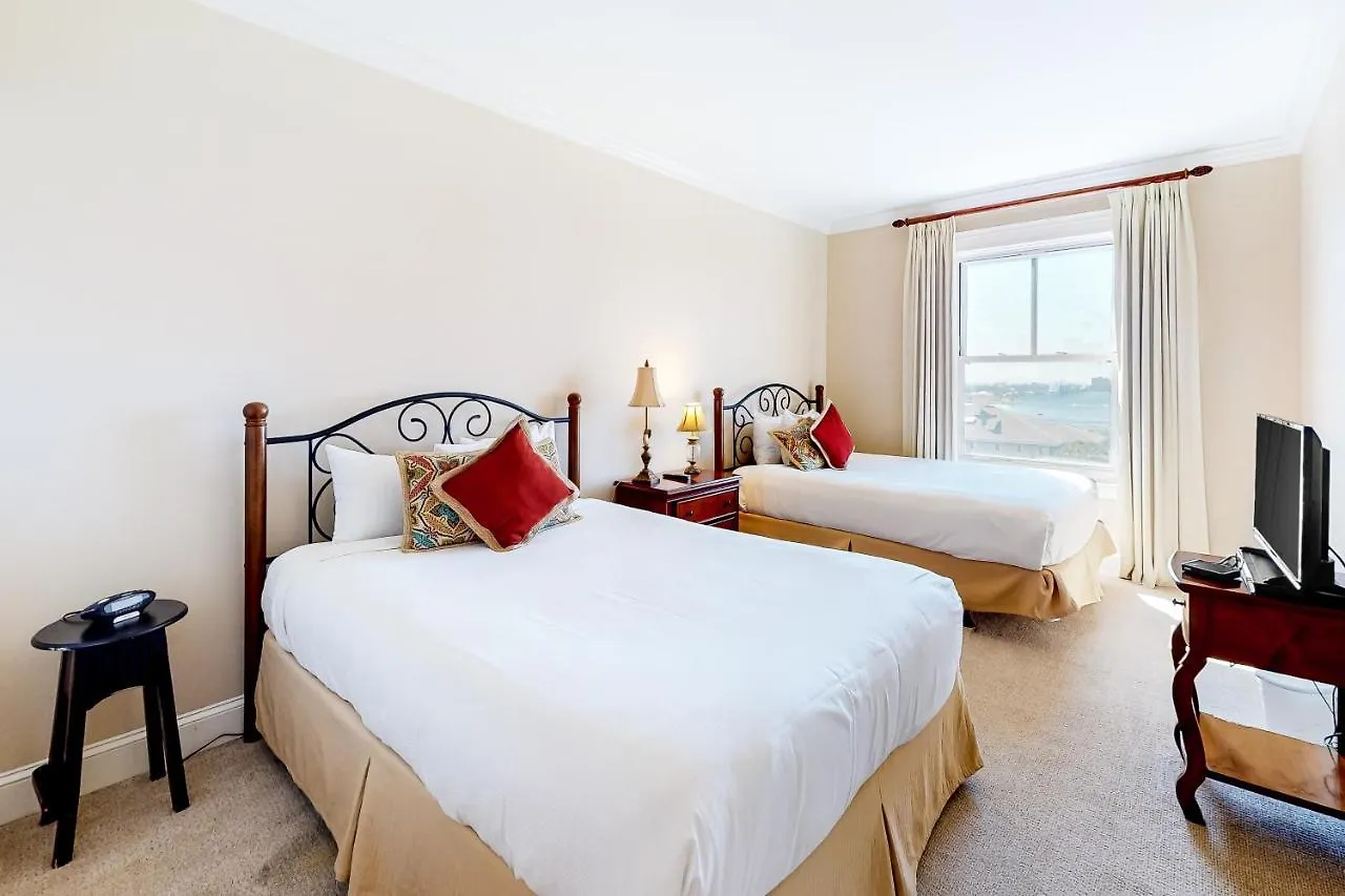 The Grand #2806