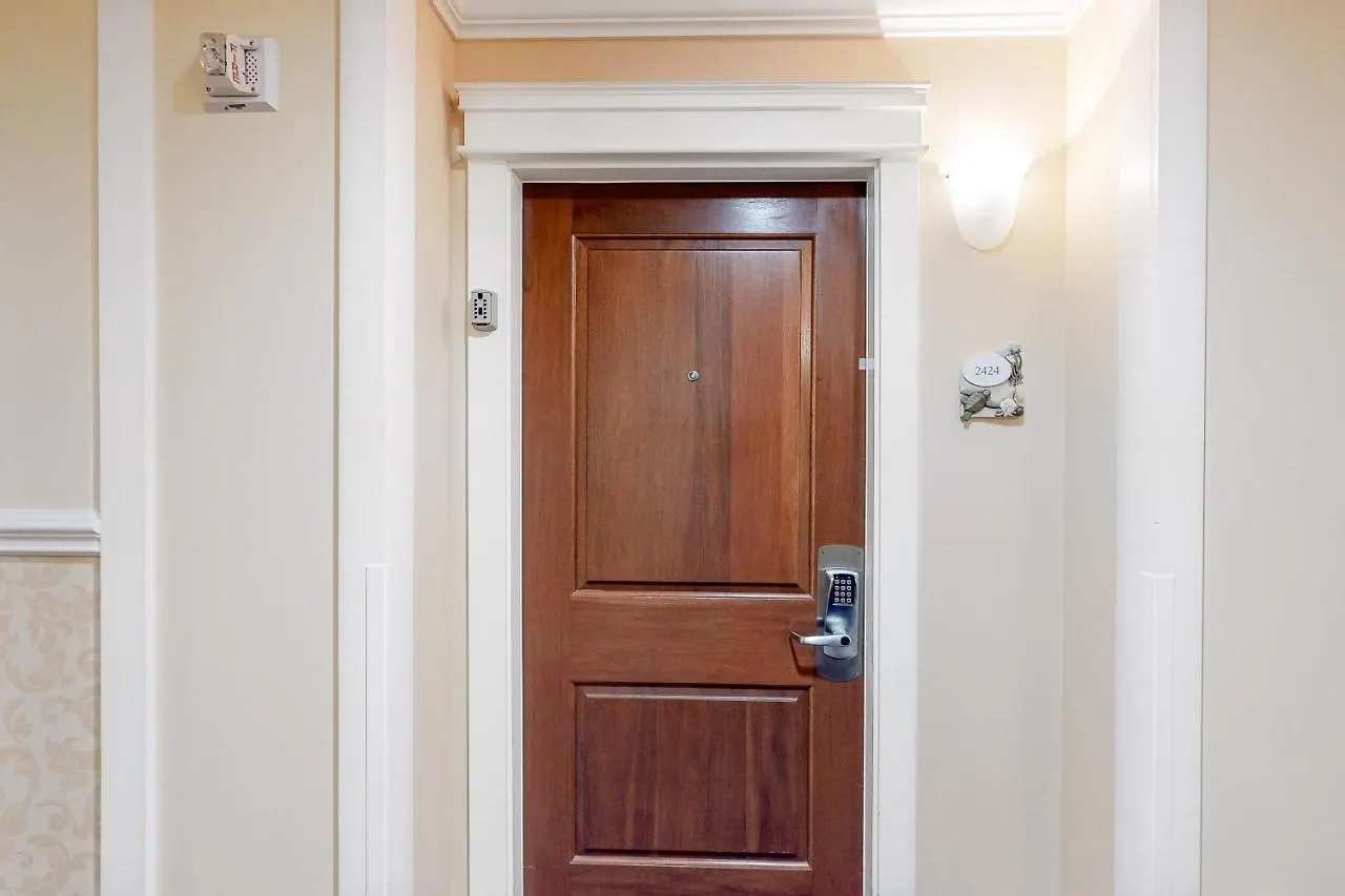 The Grand #2424 Apartment
