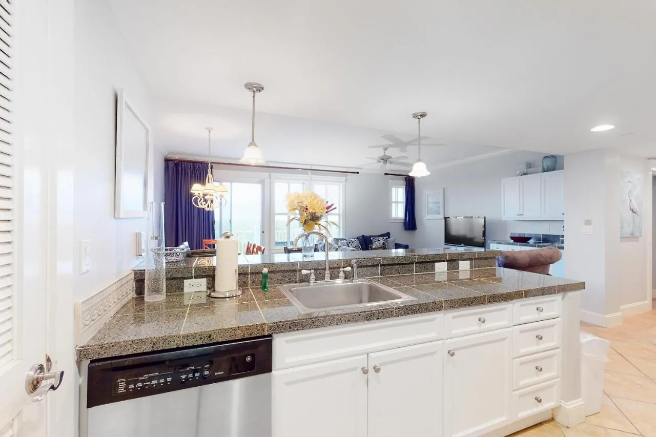 Grand 2801 Apartment *