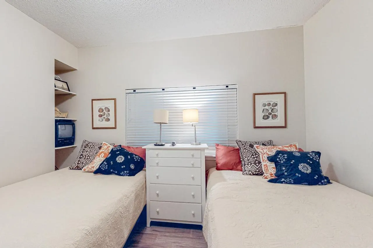 Tops'l Manor 507