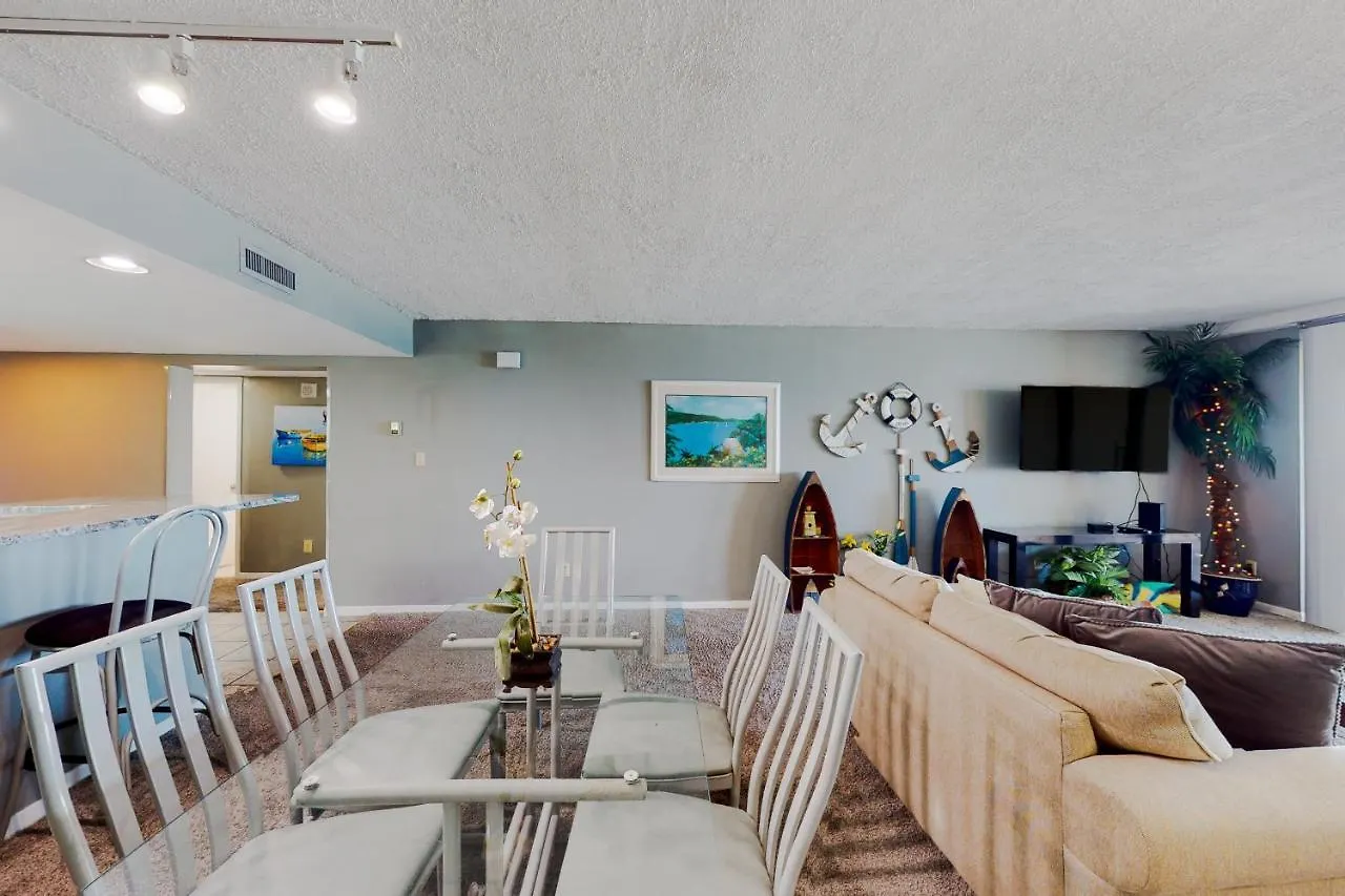 Edgewater 1301 Apartment