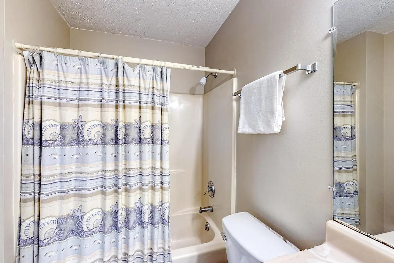 Apartment Chateau La Mer Ii 804