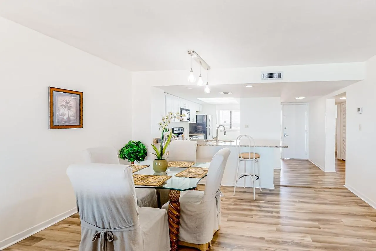 Apartment Edgewater 1101 *