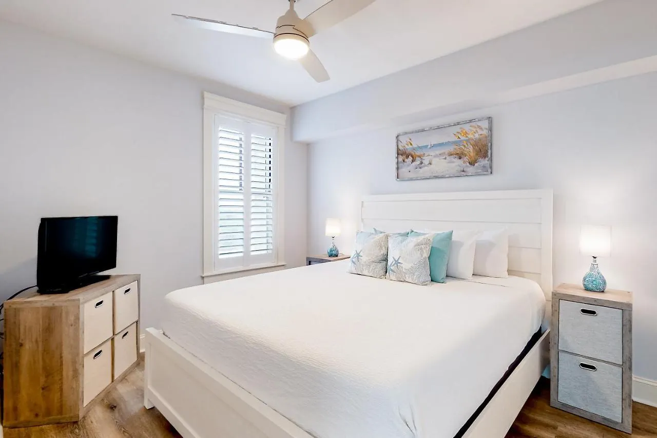 Apartment The Grand #2409 *