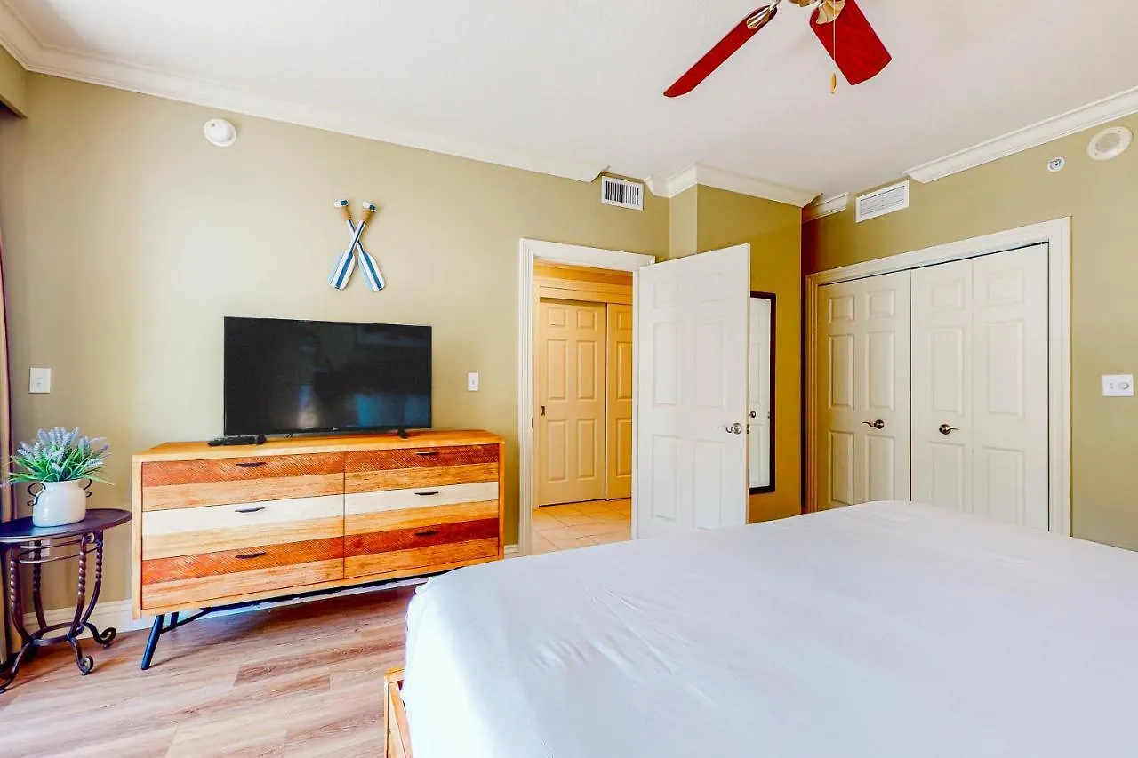 Emerald Grande W1021 Apartmán