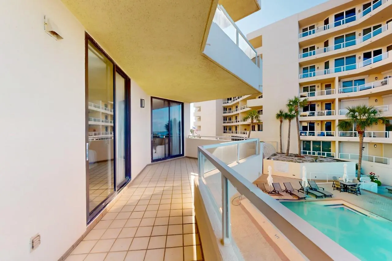 East Pass Towers 212 Apartment