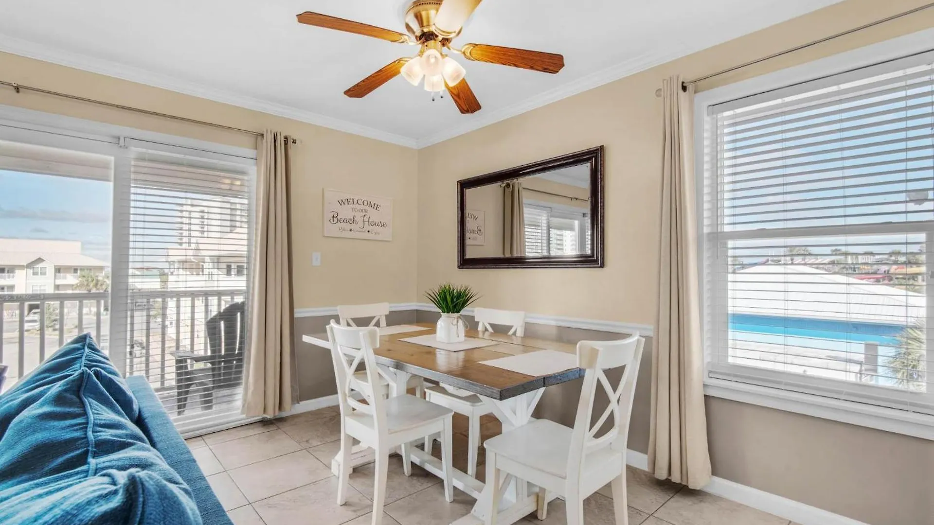 Apartment St. Martin Beachwalk 131 Destin