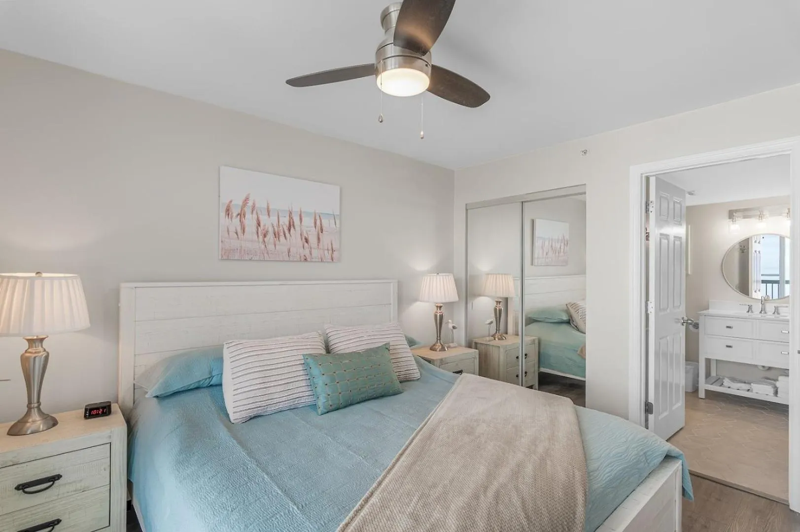 Apartment Pelican 1716 By Pelican Management *