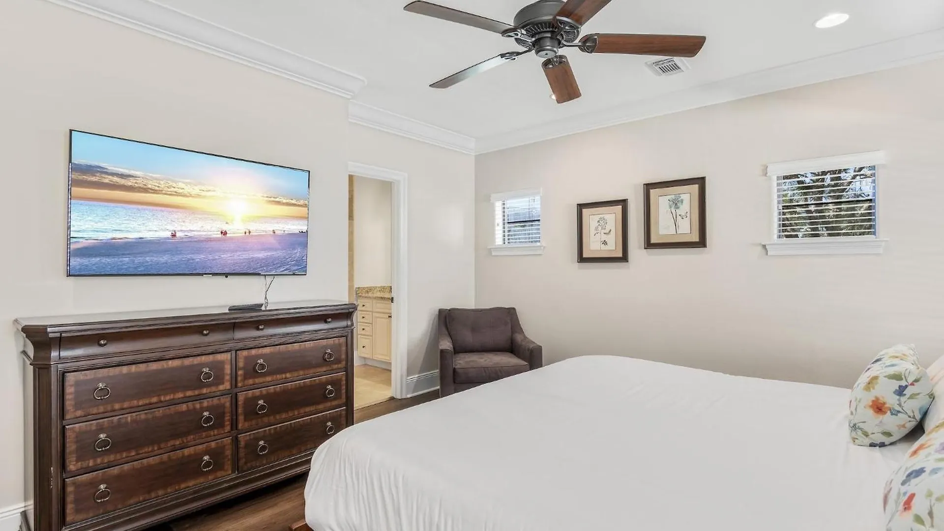 1859 * Destin