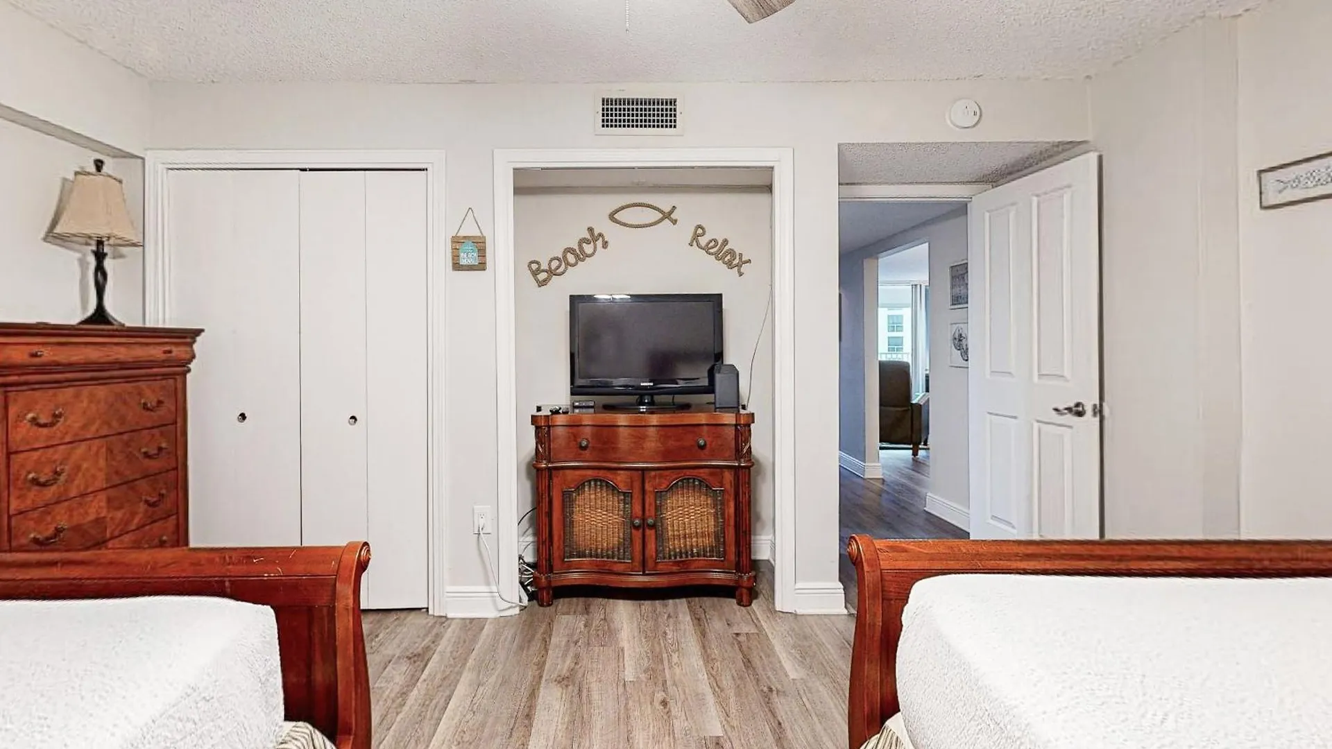 Shoreline Towers 3094 Destin
