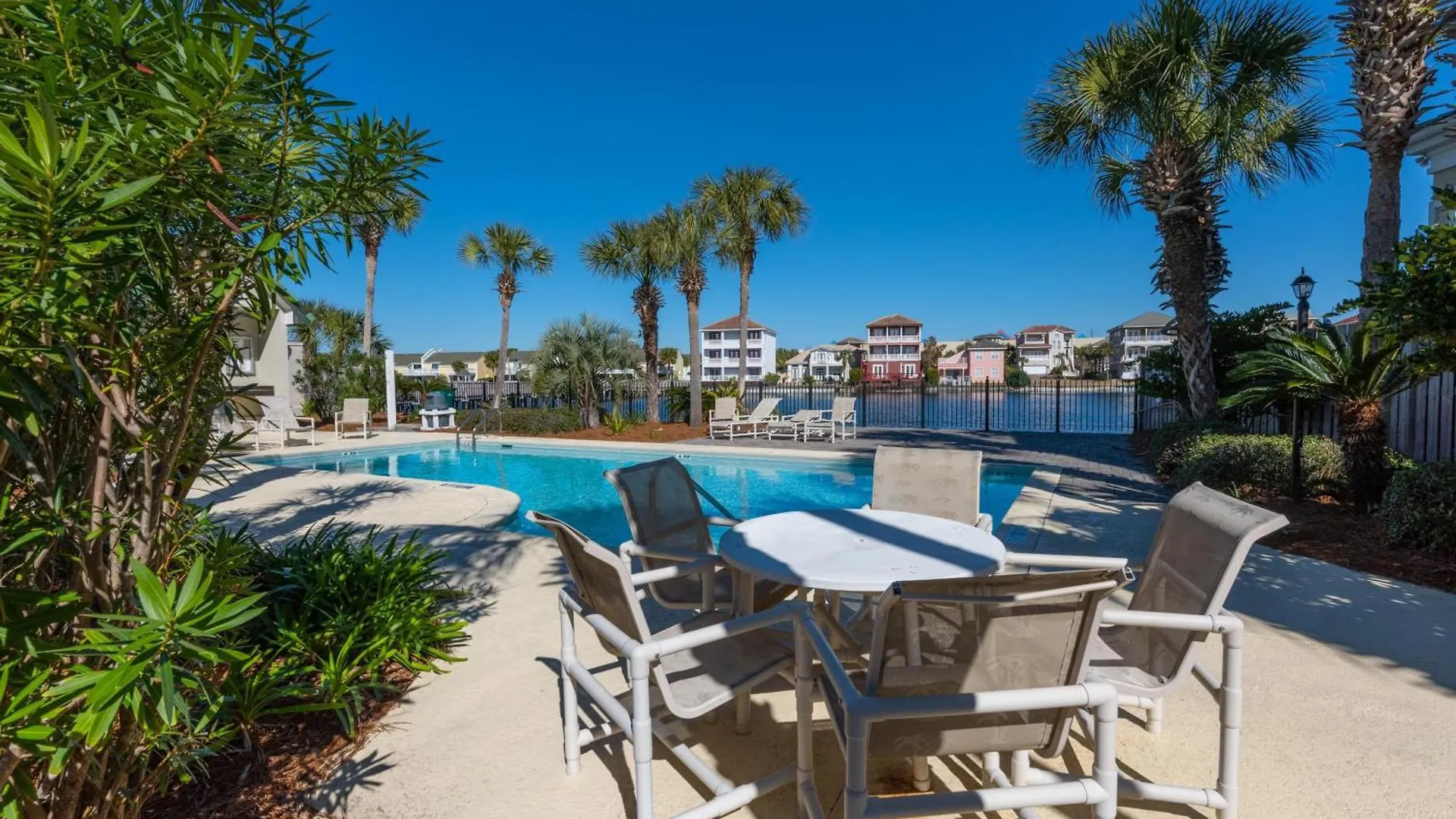 Destination * Destin