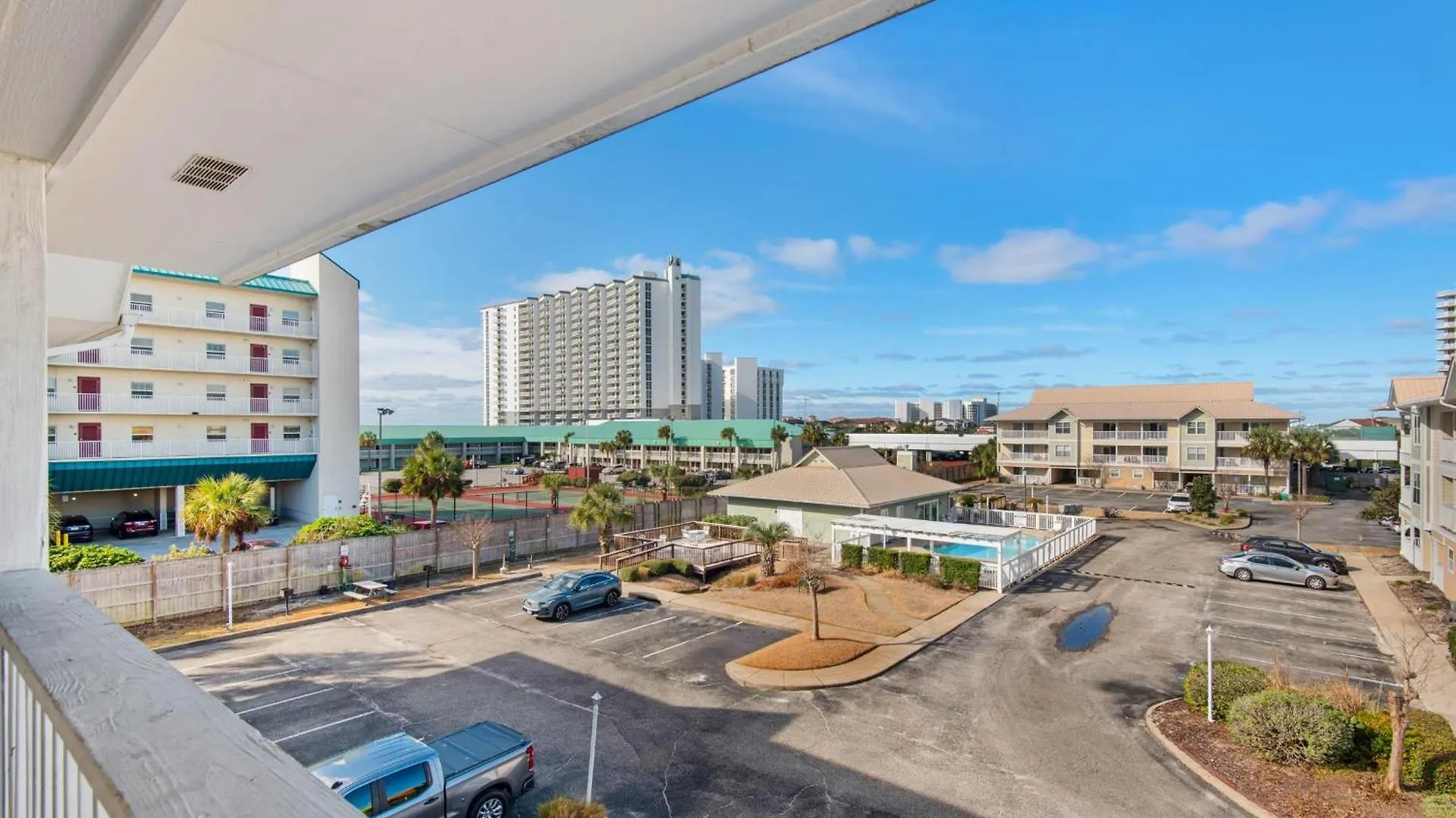Apartment St. Martin Beachwalk 131 Destin